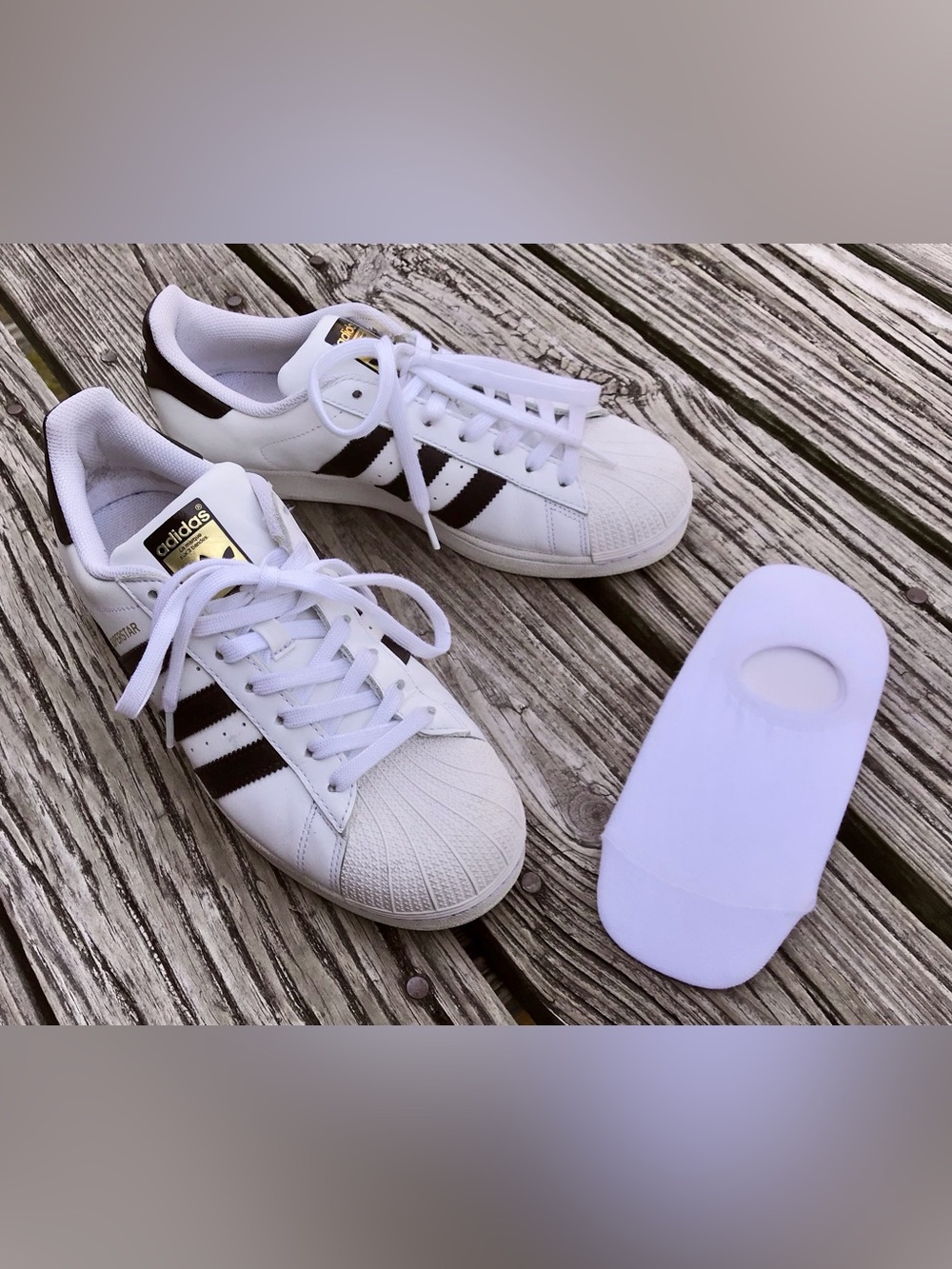 Ladies 9 ADIDAS White Black Stripe Shell Toe Superstar Sneakers Basketball Shoes